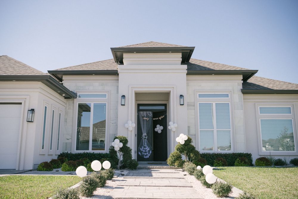 Jardin Corinthian Event Center. Mission, Texas. Wedding Photographer