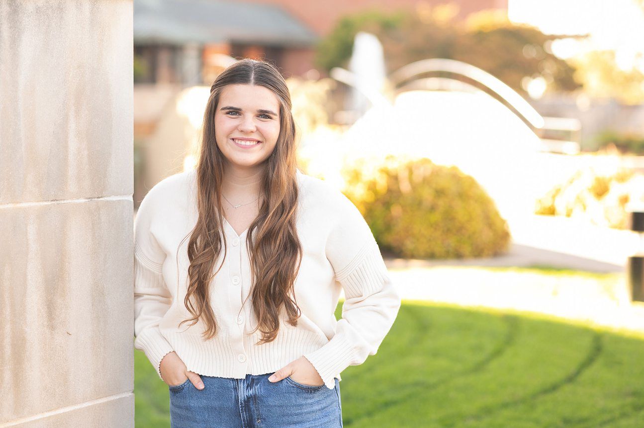 BHS Senior Girl in Field and Downtown Bartlesville by Bartlesville Senior Photographer Kristi Bray