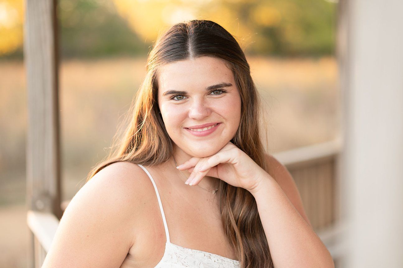 BHS Senior Girl in Field and Downtown Bartlesville by Bartlesville Senior Photographer Kristi Bray
