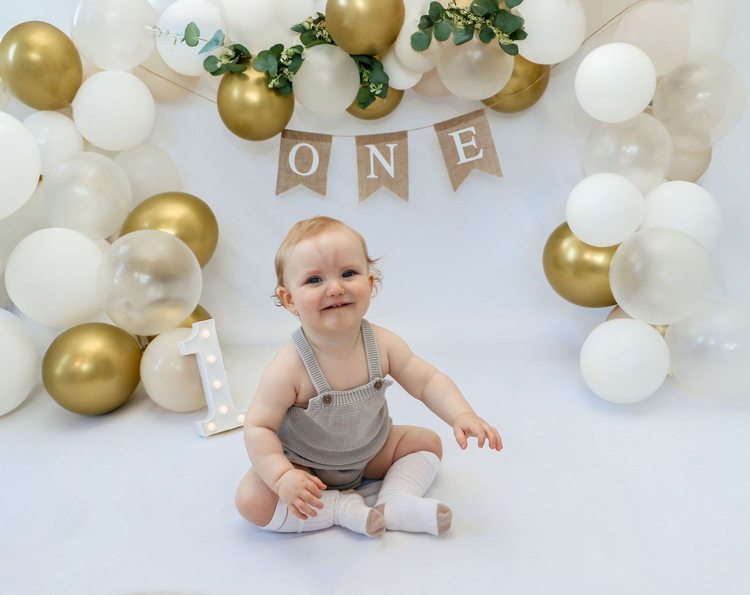 cake smash photography, cake smash session, first birthday photos, toddler, milestones, Coventry Photography, Coventry Photographer