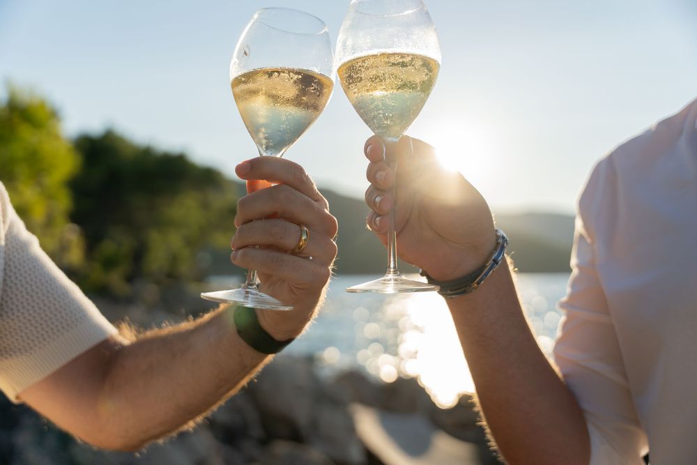 Surprise your partner with Dinner for 2 and proposal in Stari Grad Hvar - and photo session