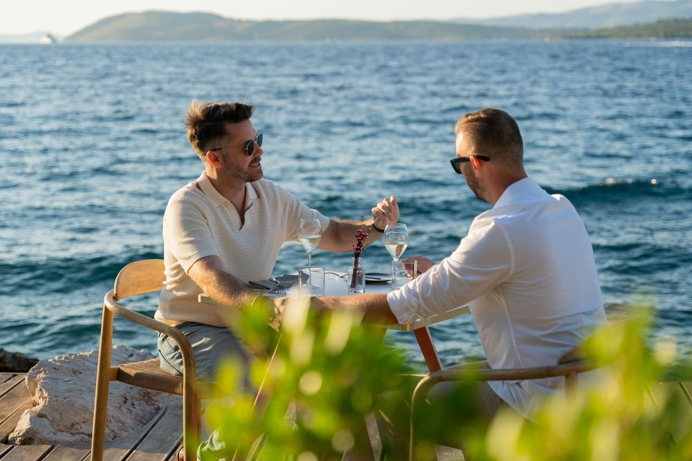 Surprise your partner with Dinner for 2 and proposal in Stari Grad Hvar - and photo session