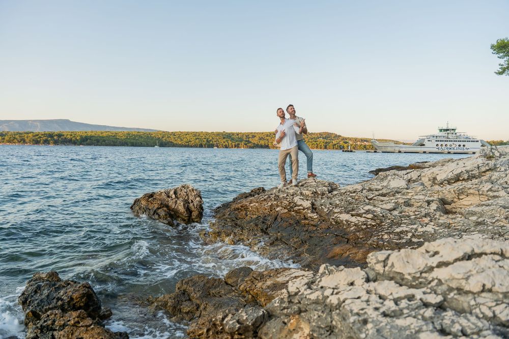 Surprise your partner with Dinner for 2 and proposal in Stari Grad Hvar - and photo session