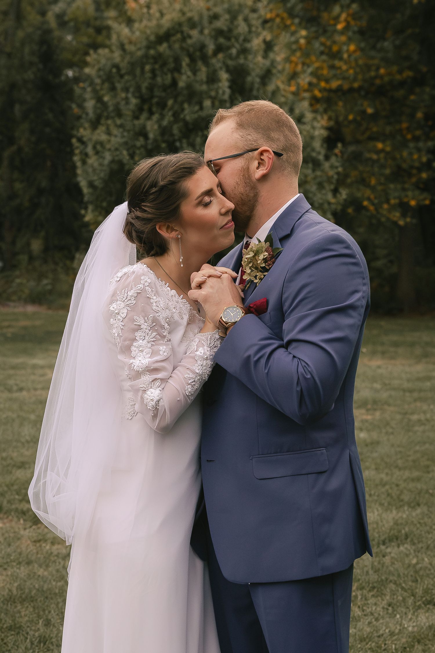 ogden garden wedding in Valparaiso in