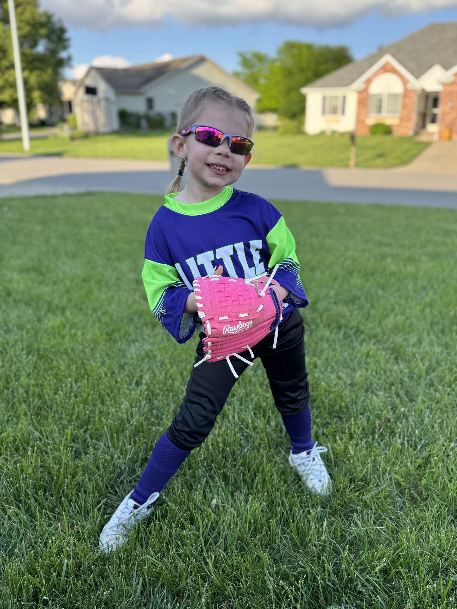 Springfield, IL photographer captures family sessions and shares insight to her life.