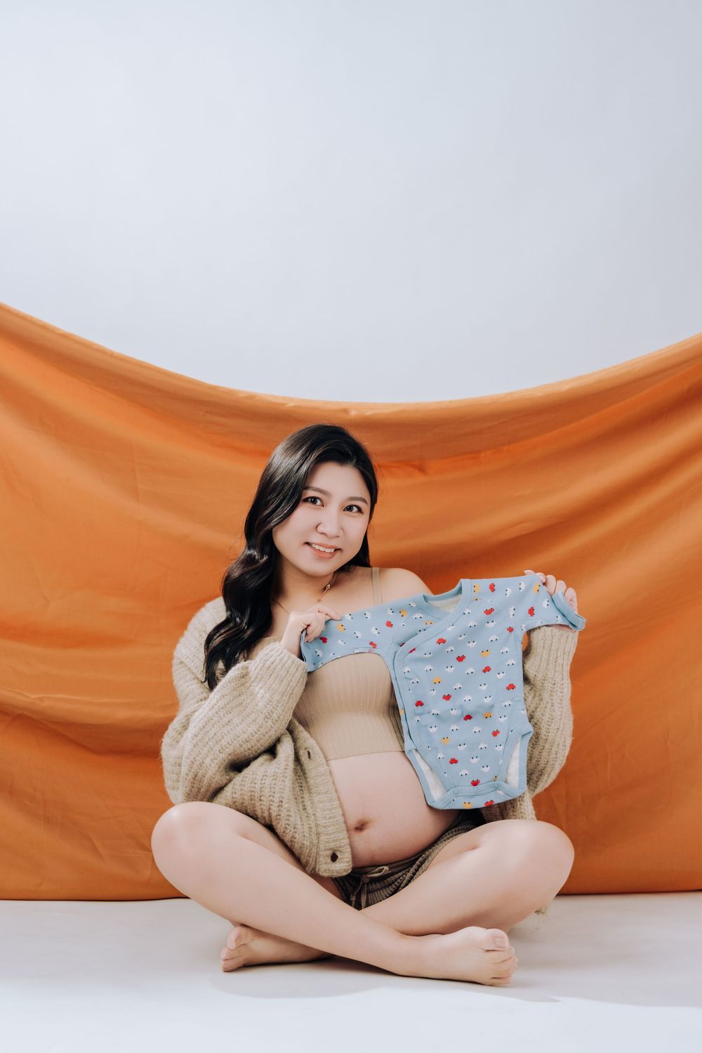 美式柔美孕婦寫真孕寫真屏東森林總圖三代同堂家庭寫真、屏東潮州美式親子寫真、屏東全家福、屏東家族照推薦照相館、屏東自助婚紗攝影工作室、屏東高雄台南攝影棚、生日派對慶生寫真週歲寫真、高雄美式家庭親子寫真攝影團隊、台灣旅拍攝影師、高雄登記寫真、新加坡香港海外家庭旅遊紐西蘭屏東總圖