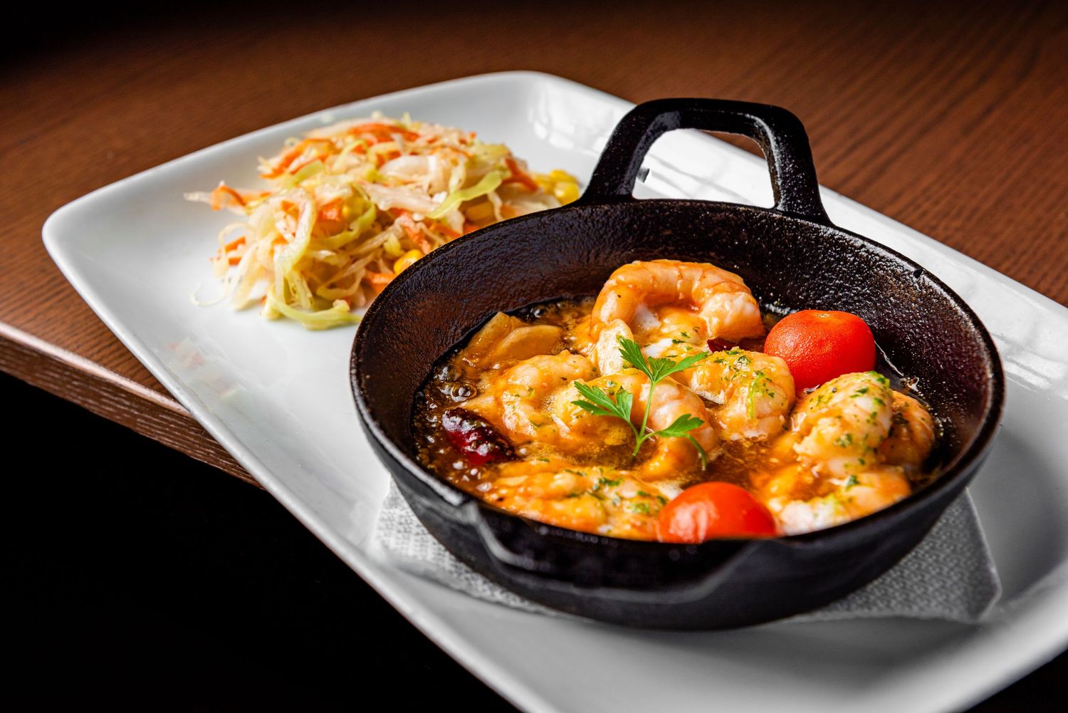 Fotografía gastronómica de platos vibrantes con ingredientes frescos en Costa del Sol, Nerja, Málaga y Marbella, por Robert Centurion.