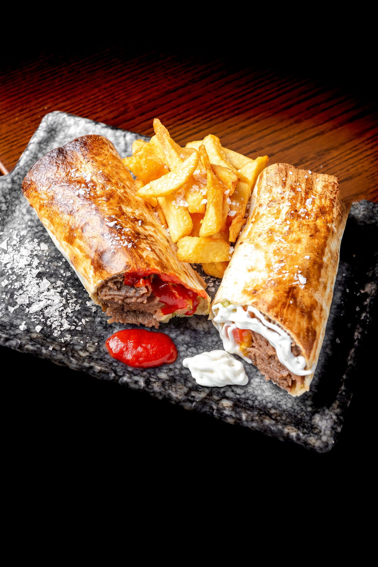 Disfruta del mejor kebab en la Costa del Sol: sabores únicos de Marbella y Nerja en cada bocado delicioso.fotografia de comida