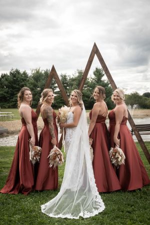 outdoor wedding bride and bridesmaids