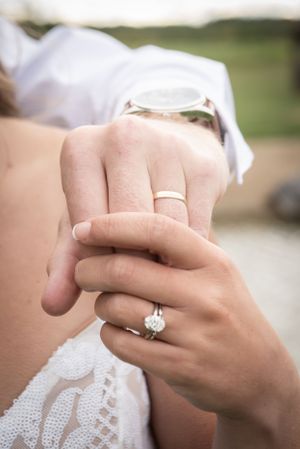 outdoor wedding couple