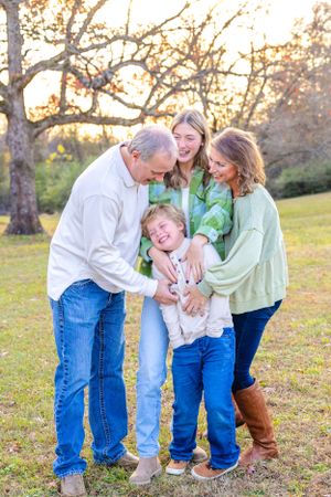 lifestyle family portrait photography nwa northwest arkansas fayetteville farmington springdale rogers bentonville bella vista senior newbor