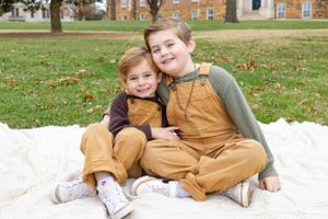 lifestyle family portrait photography nwa northwest arkansas fayetteville farmington springdale rogers bentonville bella vista senior newbor