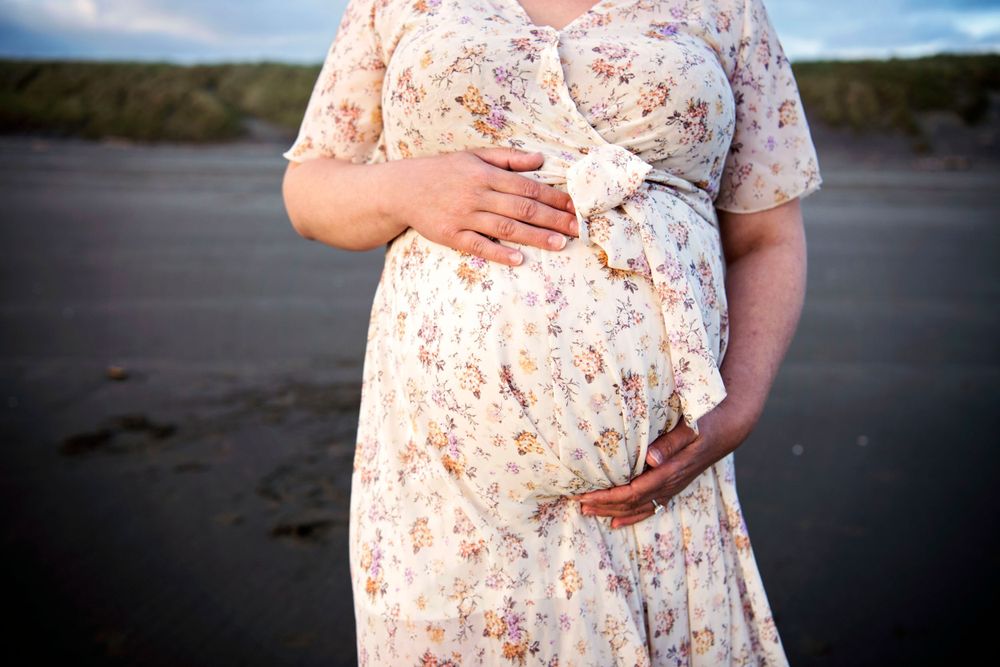 pregnant belly Warrenton Beach