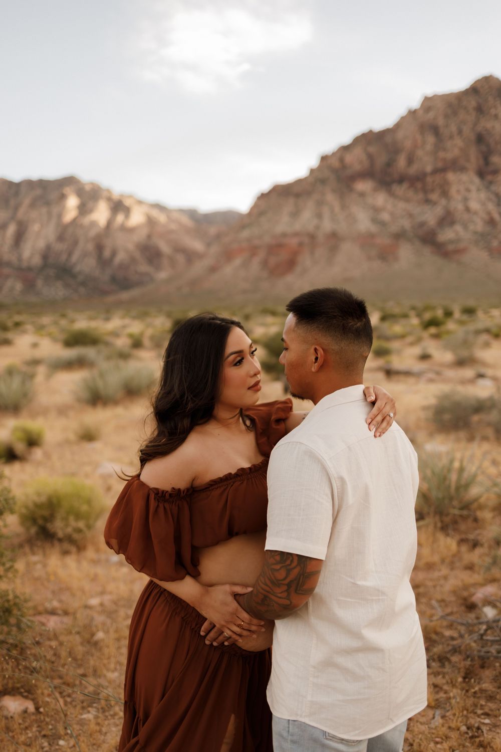 Red Rock, Red Rock Maternity Photos, affordable Las Vegas maternity photographers,