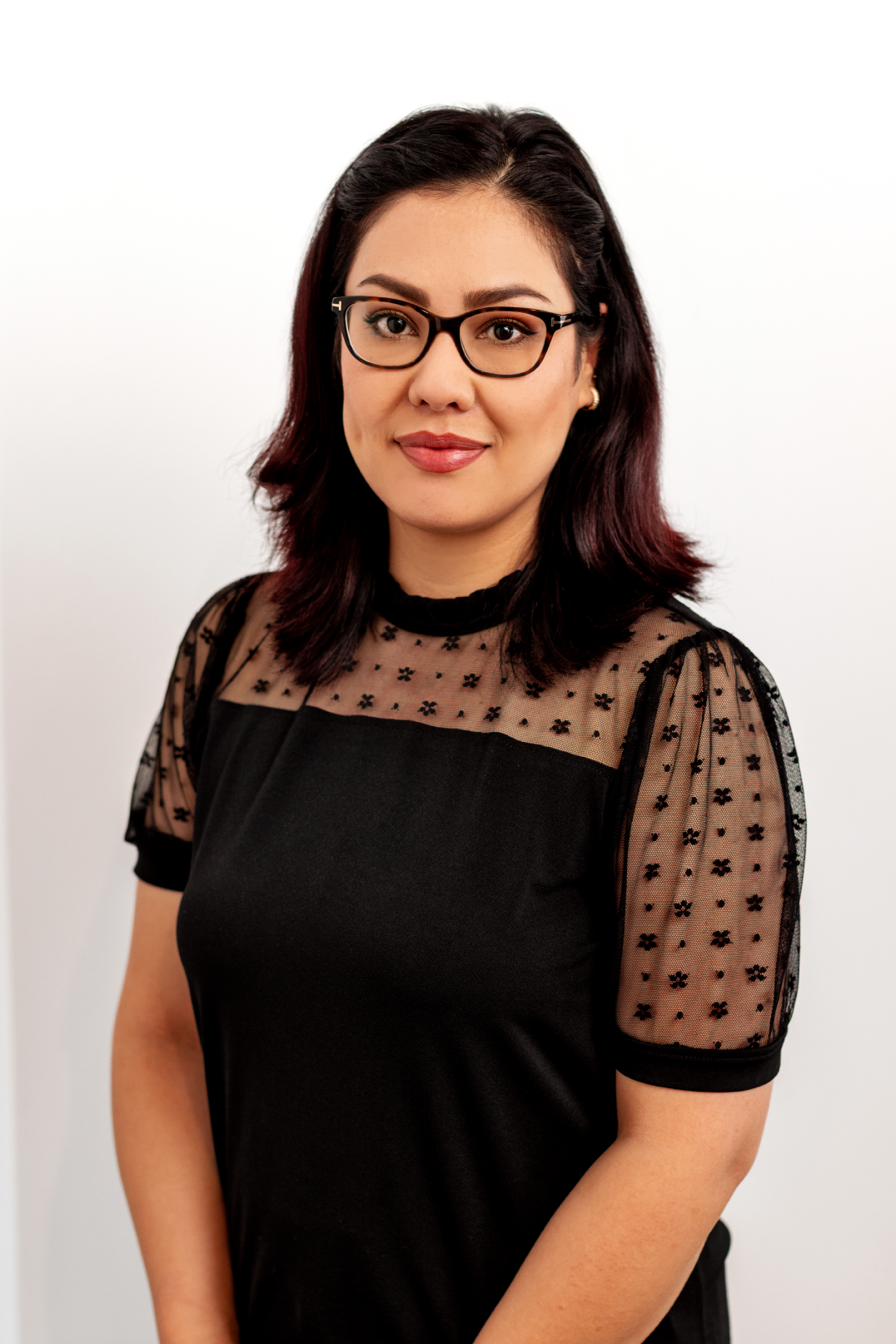 ESTHETICIAN - ZOHRA DAUDI - Glow Day Spa