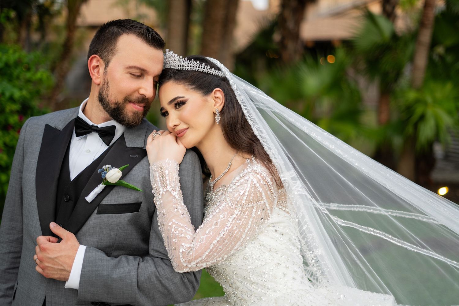 Arab wedding photographer Orlando Nikah ceremony candid moment