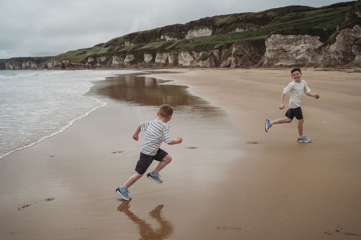 Family beach natural photos
