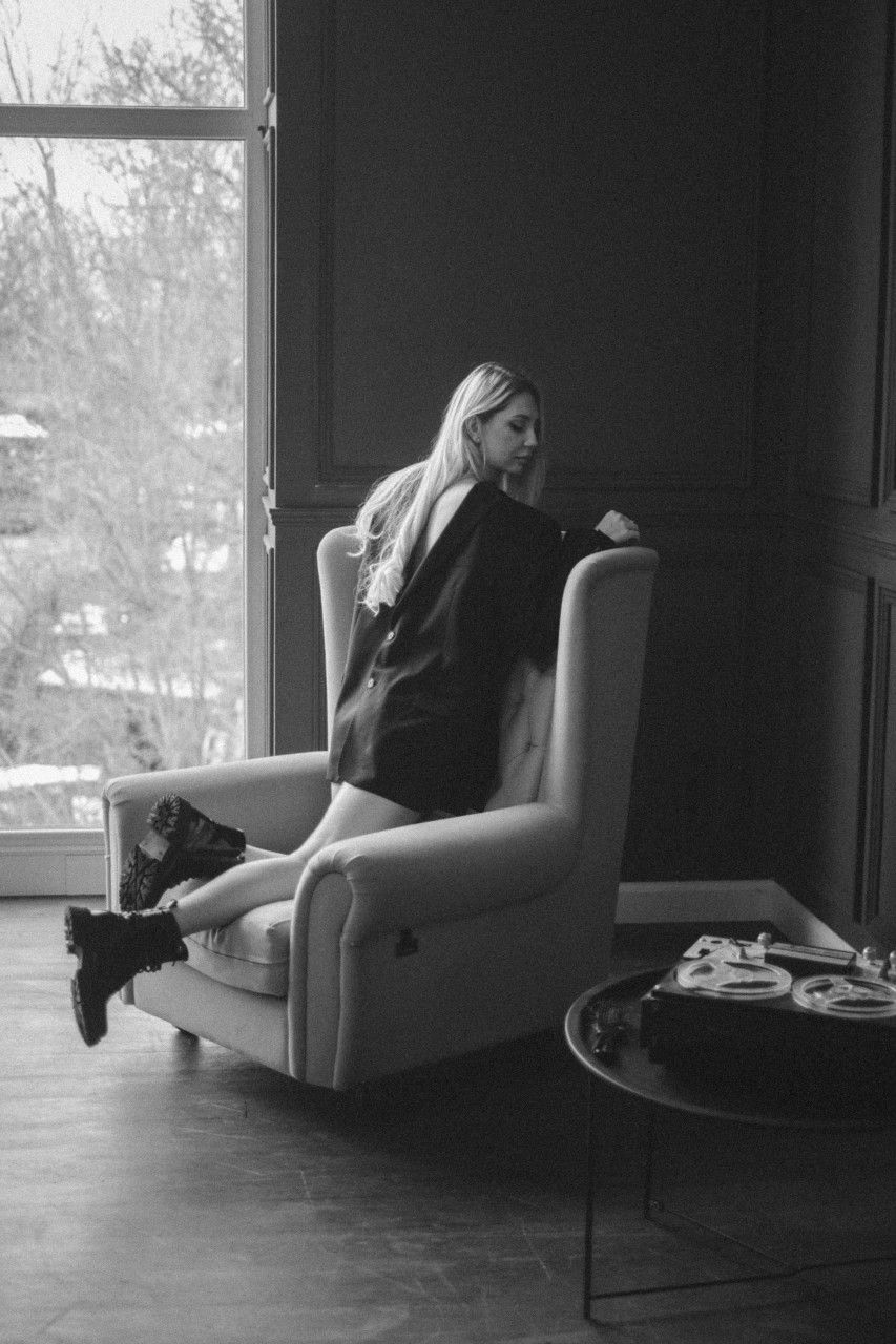 Жіноча зйомка в фотостудії Київ — фотограф Ахметсафіна