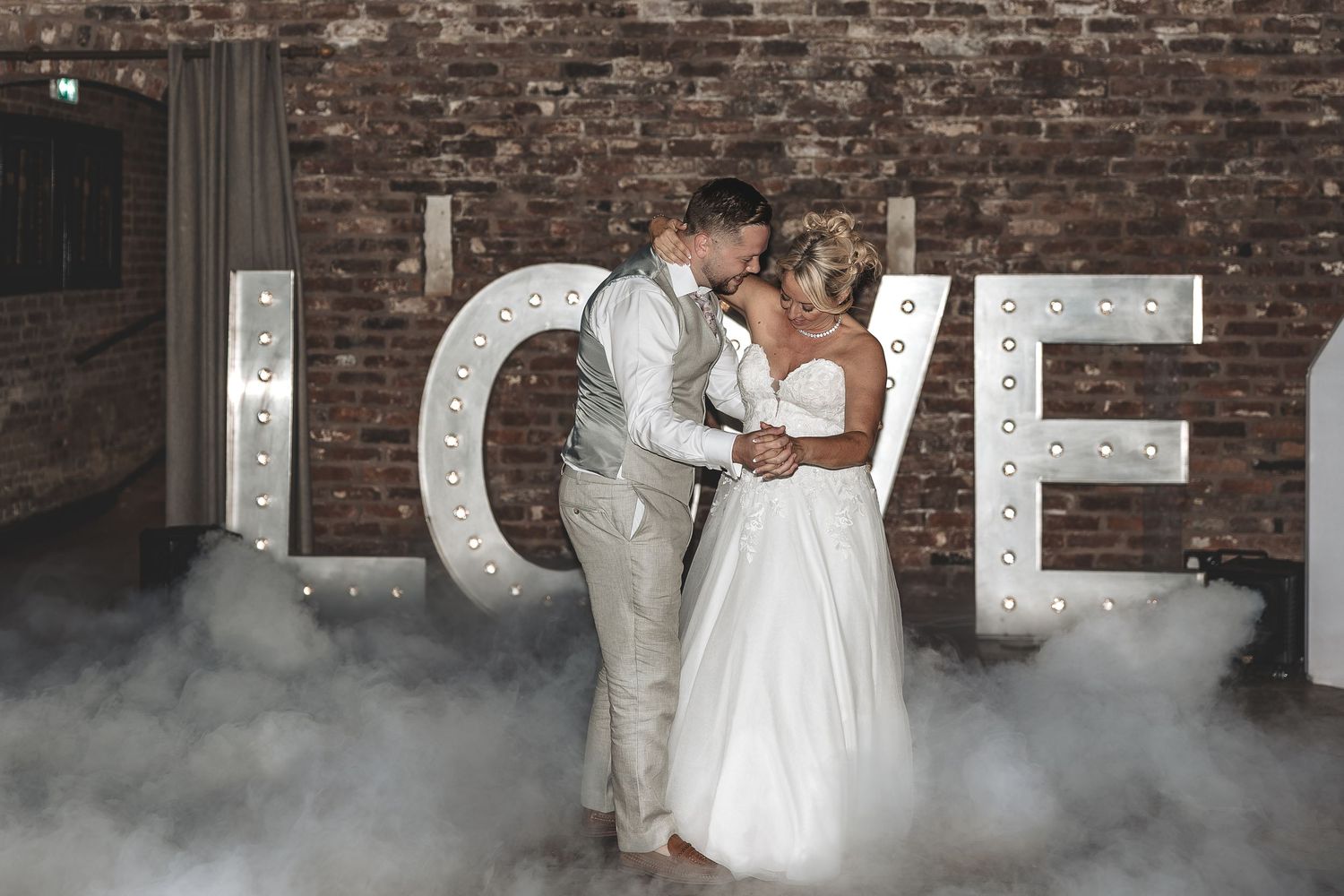 First dance during a Swancar Farm wedding reception in Nottinghamshire