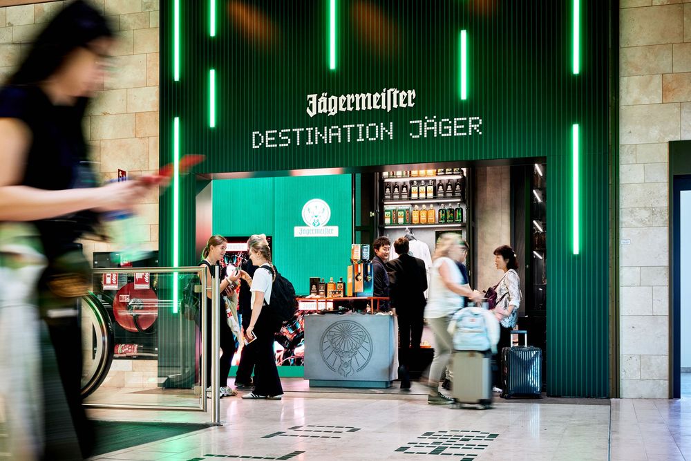 Jägermeister Jägerland Travel Retail activation at Frankfurt Airport Terminal 3 photographed by Adam Bertalan