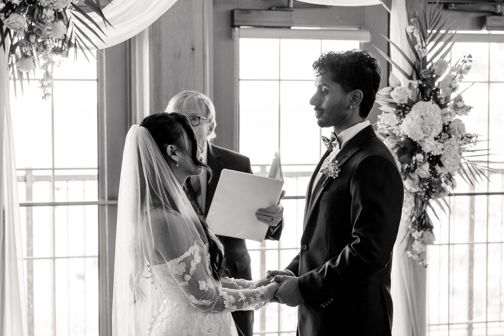 photojournalist and candid wedding photography from lakeview by carmen's