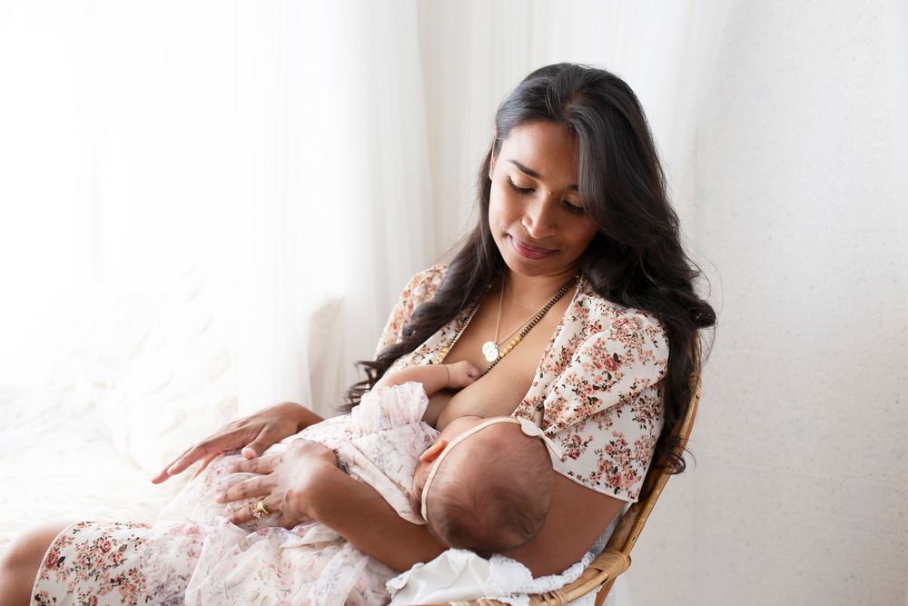 breastfeeding portrait by little wonderland photography widnes cheshire