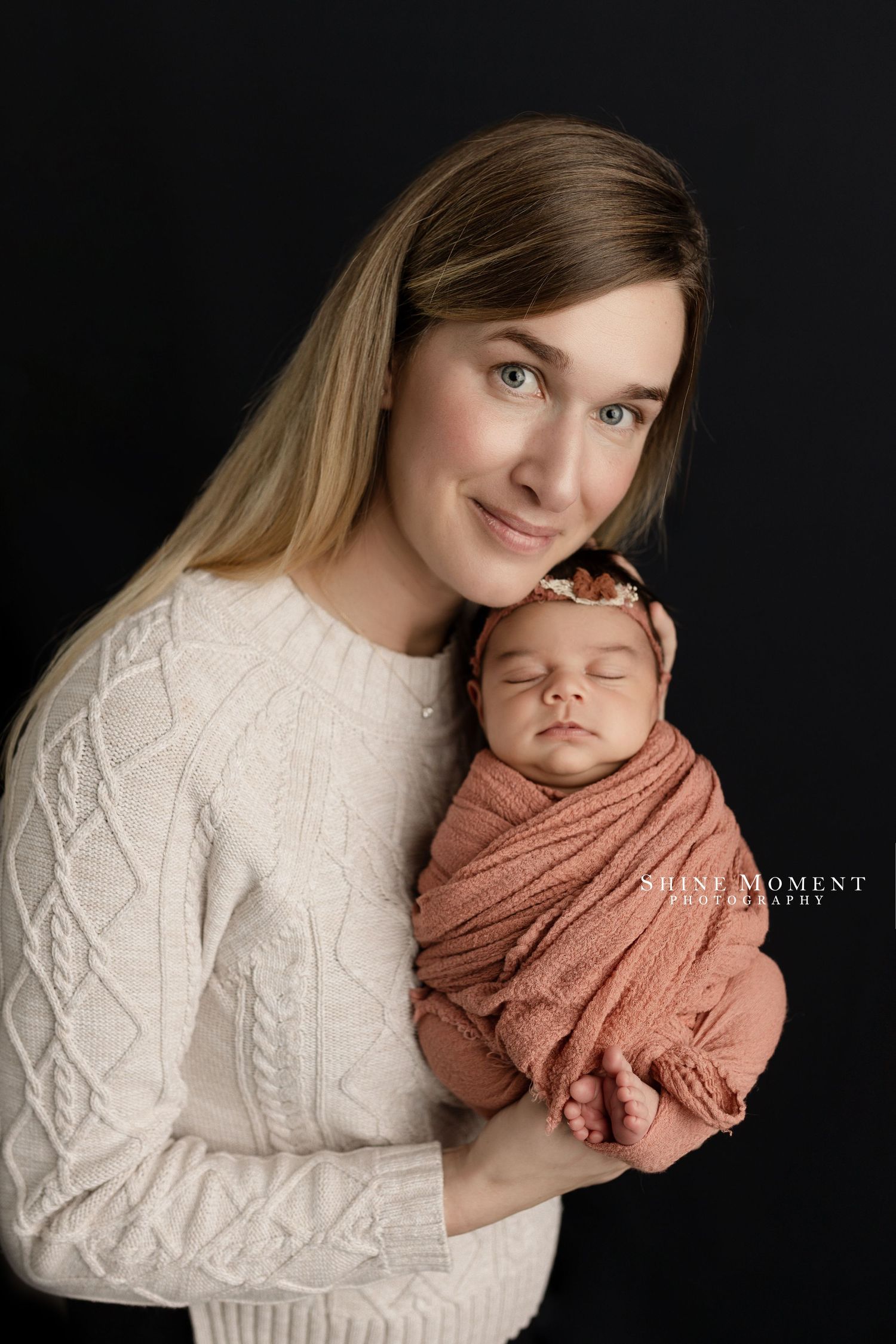family photographer Victoria bc., Newborn photographer victoria bc., Maternity Photographer victoria bc.,