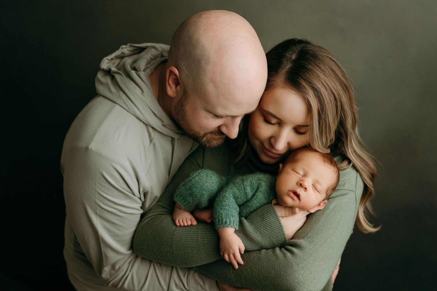 best photographer in victoria bc, newborn photographer victoria bc, maternity photographer victoria bc, family photographer victoria bc,