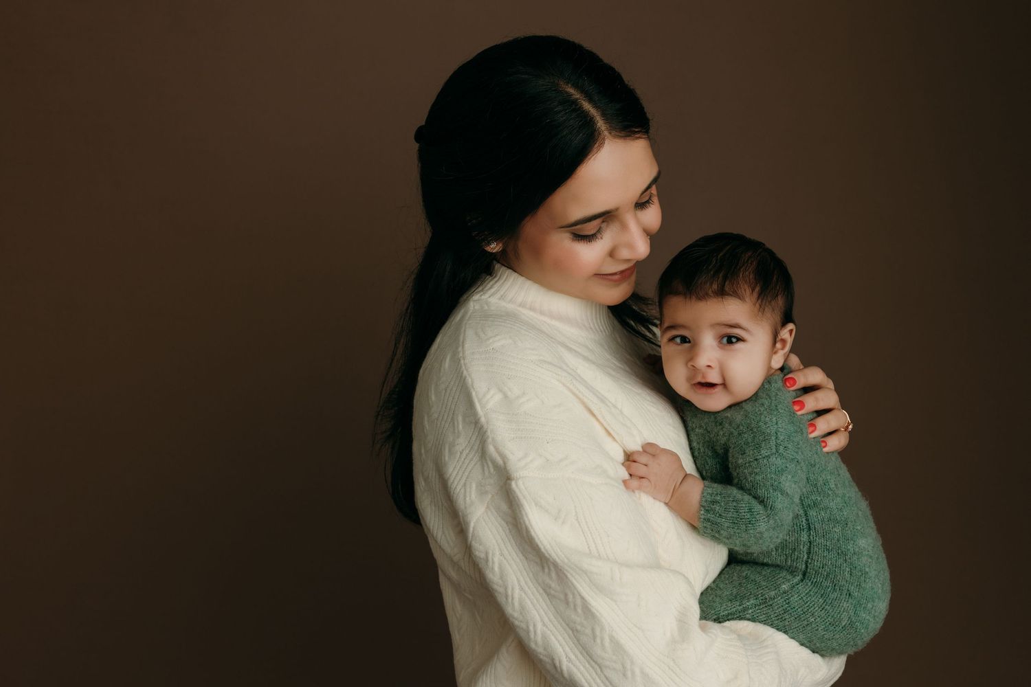 family photographer in victoria bc, maternity photograper in victoria bc, newborn photographer victoria bc, photographer victoria bc., yyj,