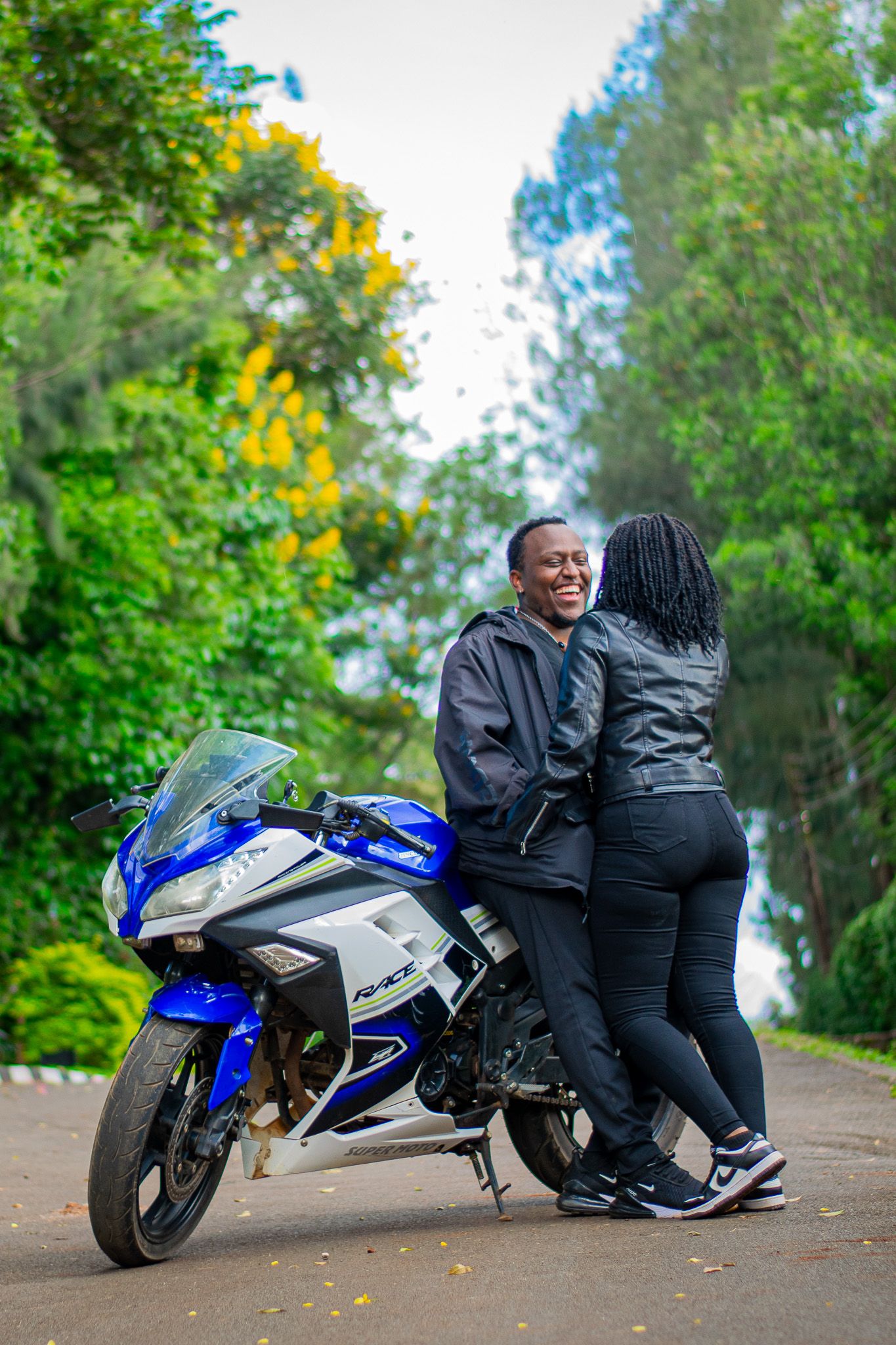 Jagoro Pictures Portfolio | Undiluted Love
