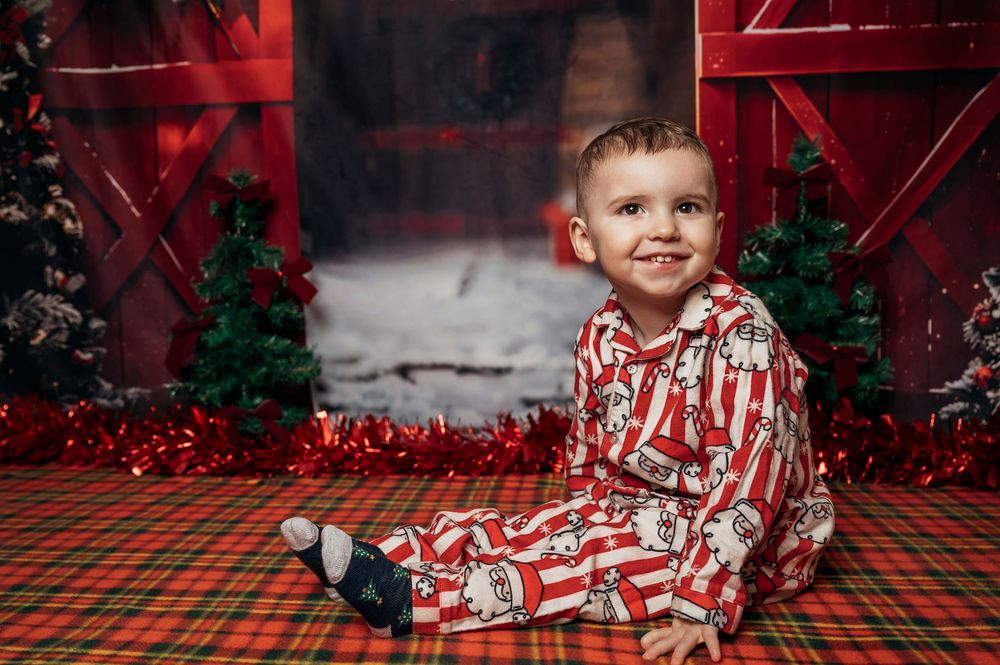 Central Scotland Photographer 
Scottish Wedding Photographer
Falkirk Photographer
Christmas Mini Session