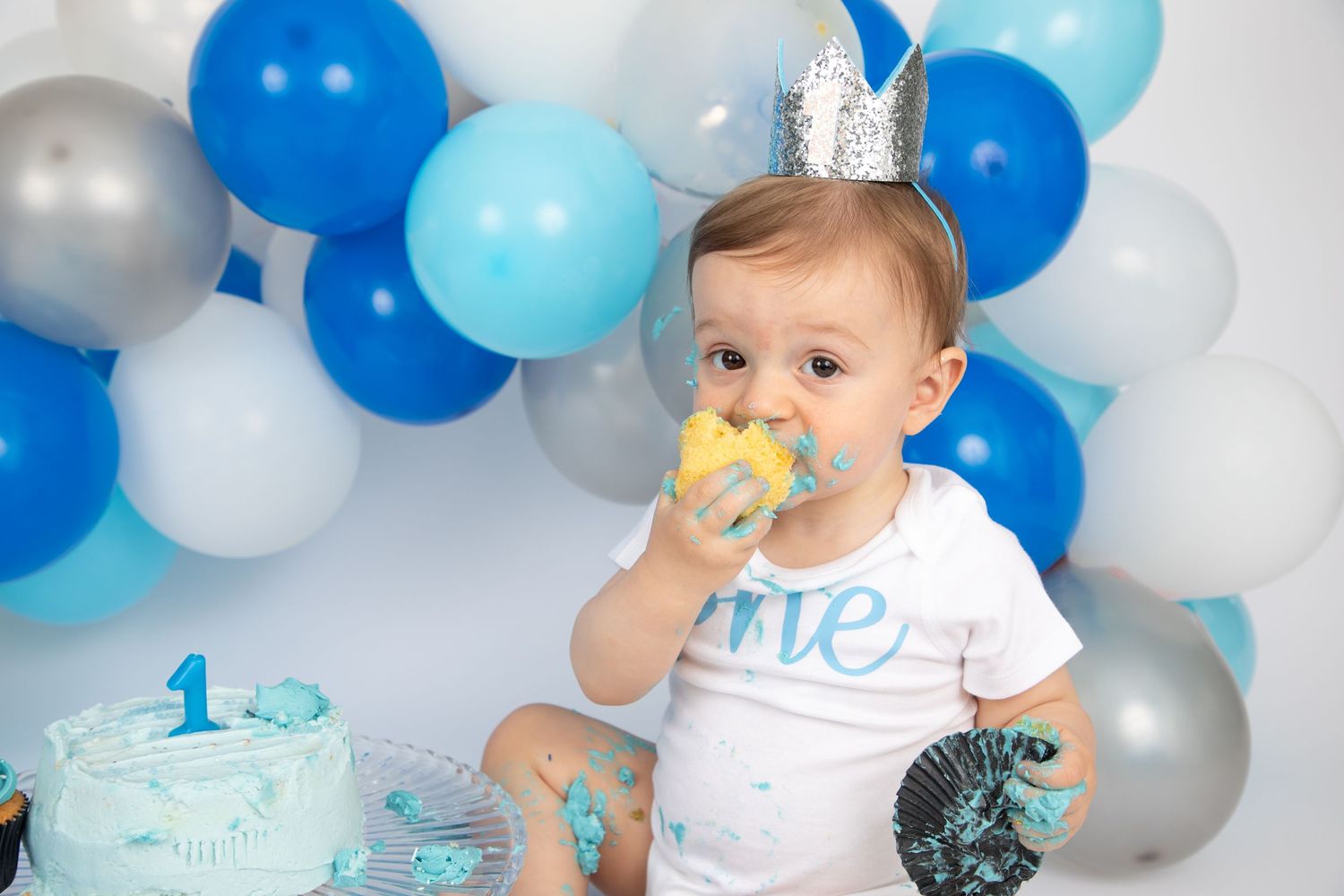 baby cake smash photo shoot