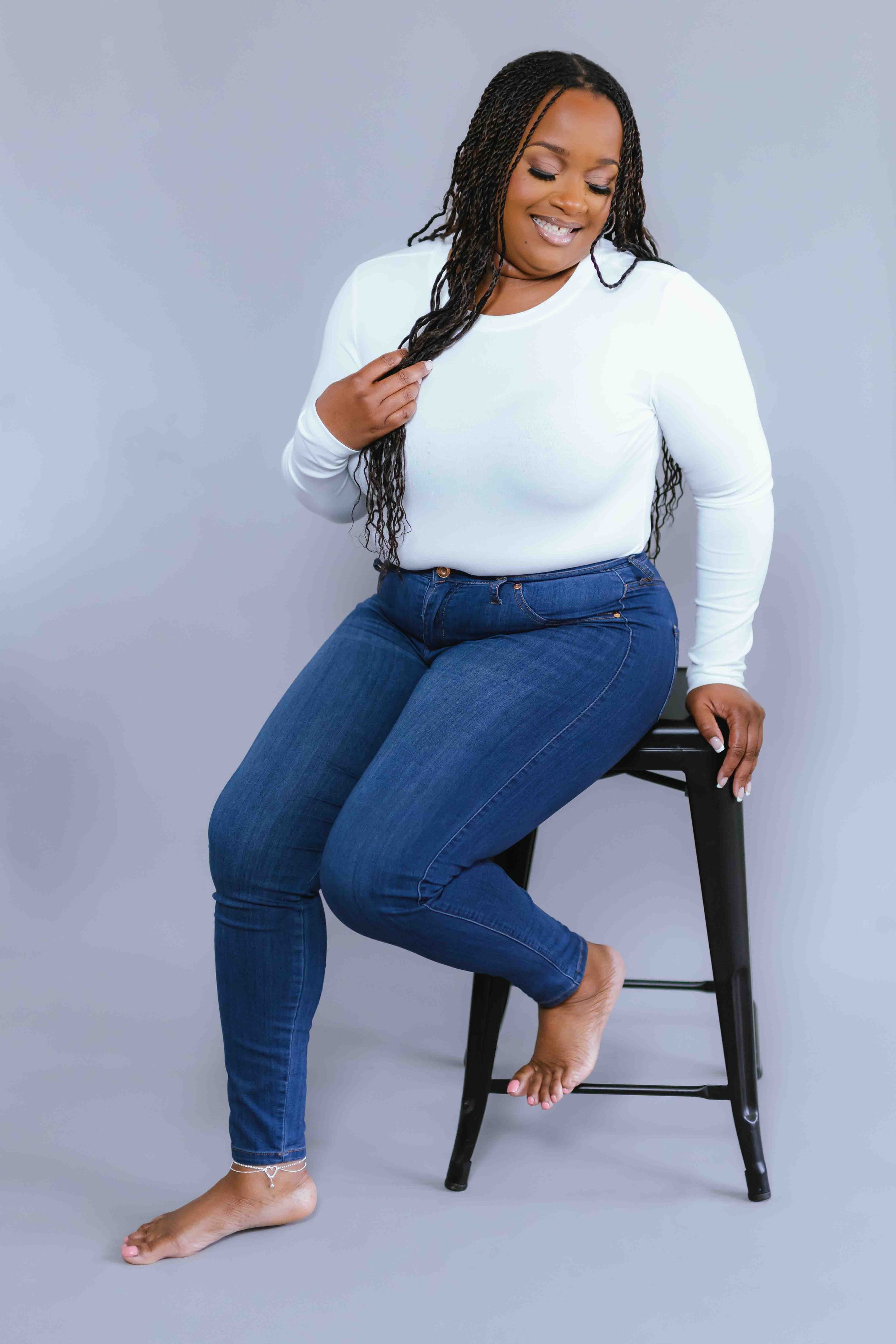 Headshot and branding photography. Therapist, medical professionals, coaches, CEOs, mothers, daughters.