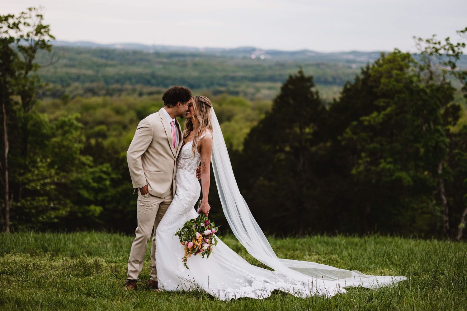 Wedding
Elopement
Mountain
Ozarks
Outdoor ceremony
destination wedding