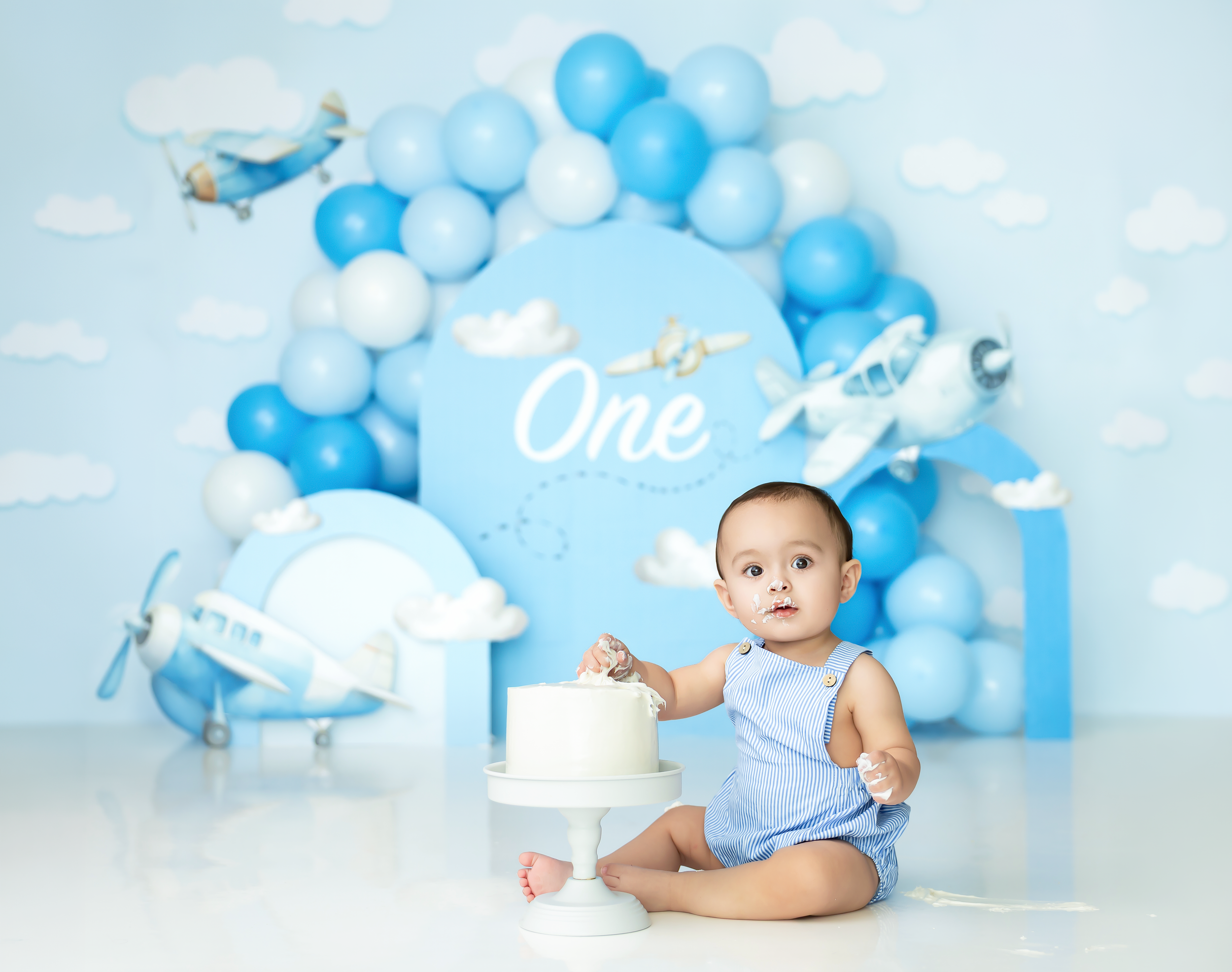 Birthday Kids Photographer
Cake Smash Photographer
Maternity Photographer
Milestone Photographer
Richmond KY 
Louisville  
Lexington KY
