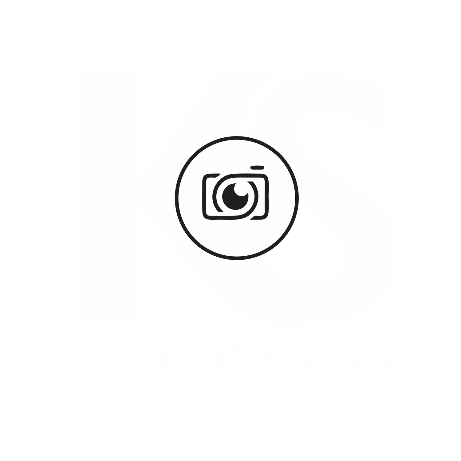 Wedding, portrait, and event photography showing couples, elegant décor, studio portraits, and celebrations by KlergiStudio Photography