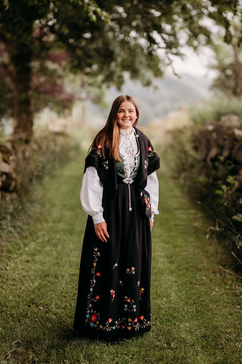 Konfirmantfotografering utendørs på Jæren
