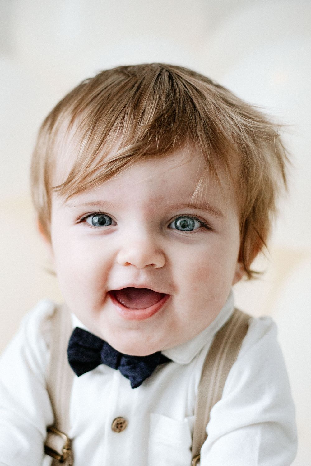 simple and modern first birthday photoshoot in mansfield nottingham