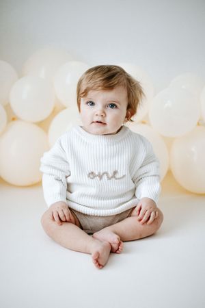neutral first birthday photoshoot in mansfield nottingham