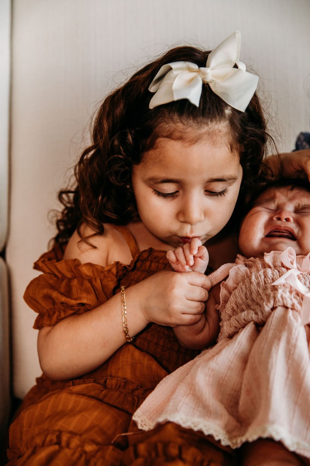 buda Texas in home newborn family pictures