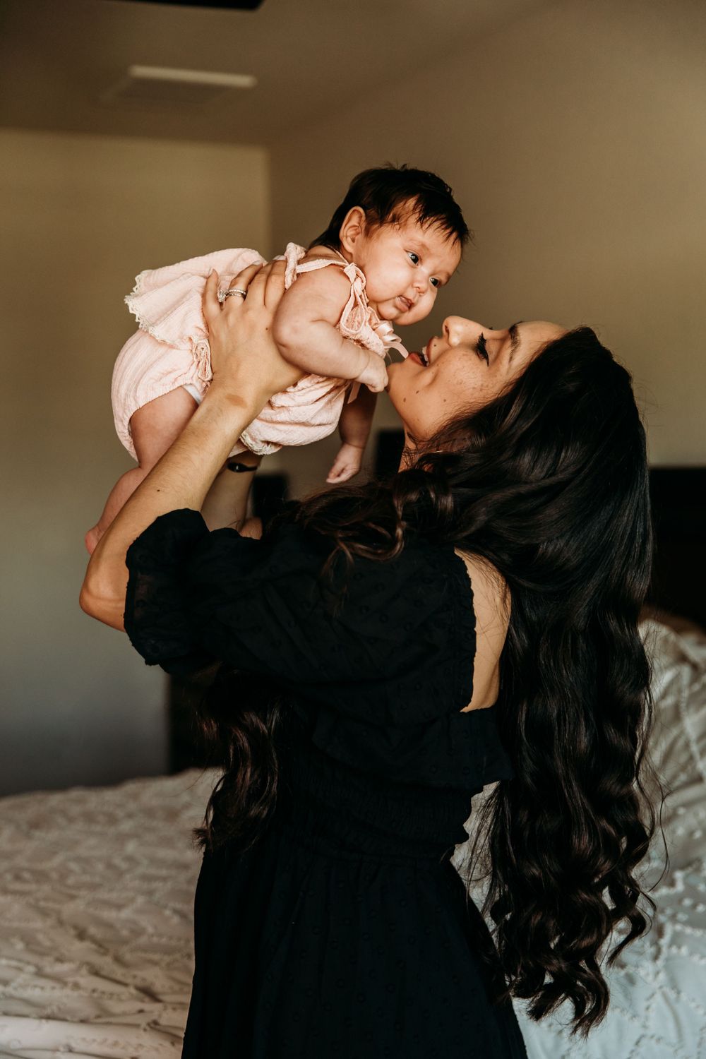 buda Texas in home newborn family pictures