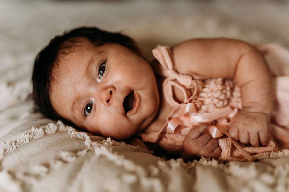 buda Texas in home newborn family pictures