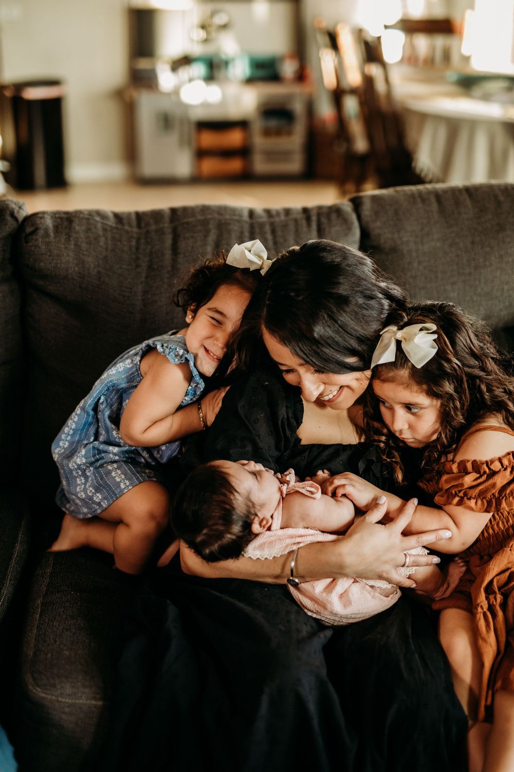 buda Texas in home newborn family pictures