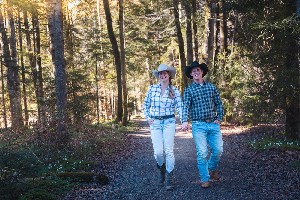 Foto-Shooting im Country Style im Wald. Fotograf www.foto-grunder.com