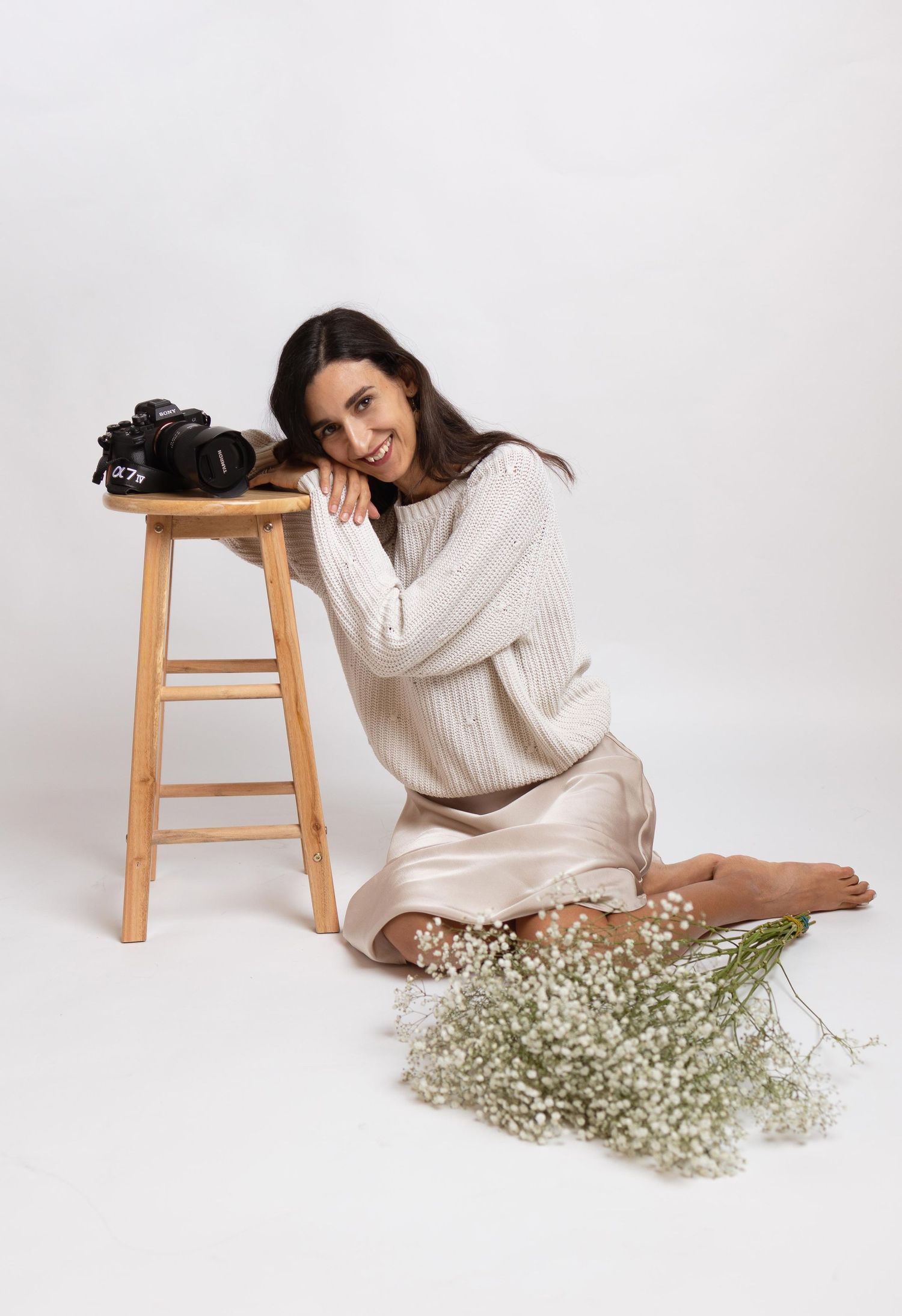 Lifestyle photographer in abu dhabi UAE, newborn, family, couples, romantic photos, outdoor, at home photoshoot soulful photos