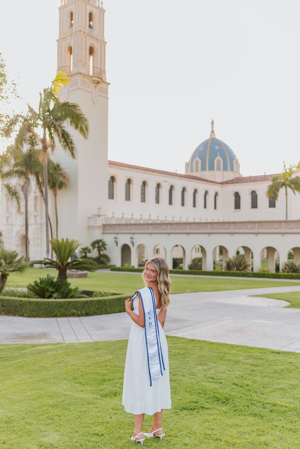 USD University of San Diego, Graduation Photos, Grad Photos, Golden Graduates, Anna Romani Photography, Immaculata