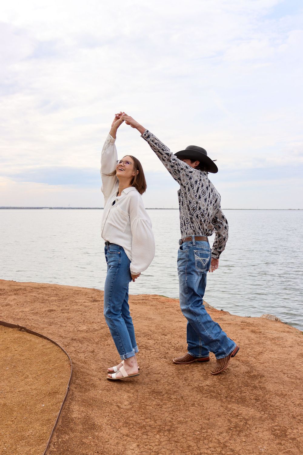 Oklahoma couples photography for engagements, anniversaries, and everyday love. Capture your connection with beautiful, timeless portraits.