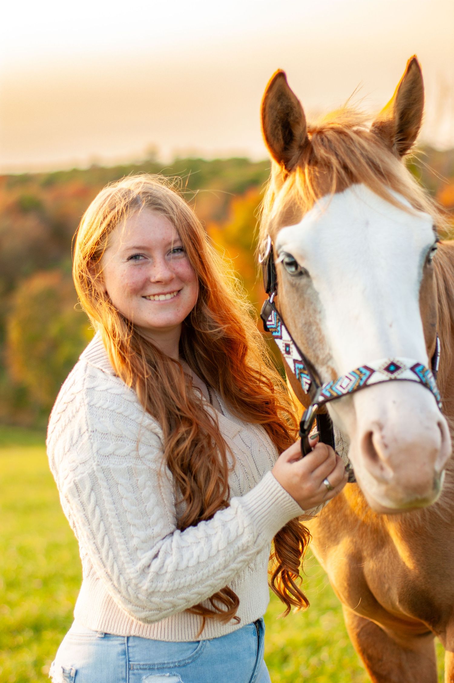 Senior portraits with her horse