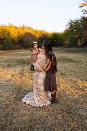 midland tx maternity photographer photographers midland tx outdoor maternity photoshoot family maternity photoshoot maternity photoshoot
