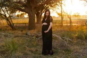 midland tx maternity photographer photographers midland tx black gown maternity photoshoot maternity photoshoot sunset maternity photoshoot
